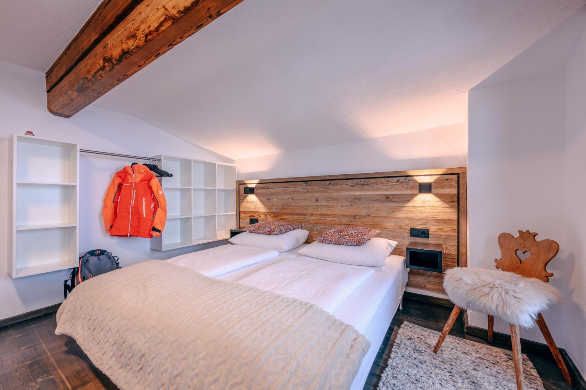 Haus Richard Falch - Inklusive Kostenloser Premium-Sommerkarte Sankt Anton am Arlberg Exterior photo